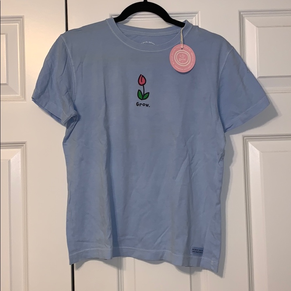 NWT life is good t-shirt
